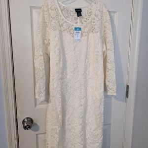 White lace dress